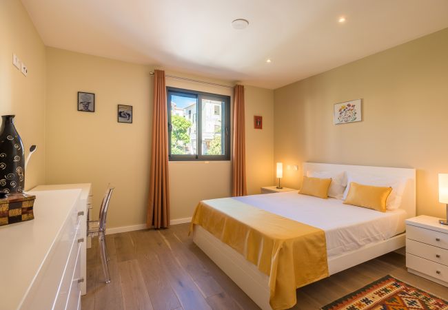 Apartamento em Funchal - Funchal Silverwood Apartment by MHM