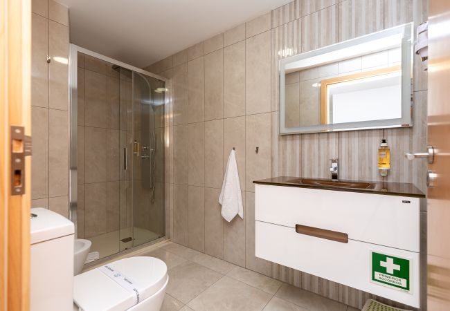 Apartamento em Porto - Exclusive Corporate Marquês II (Terraço, NOVO NA VRBO)