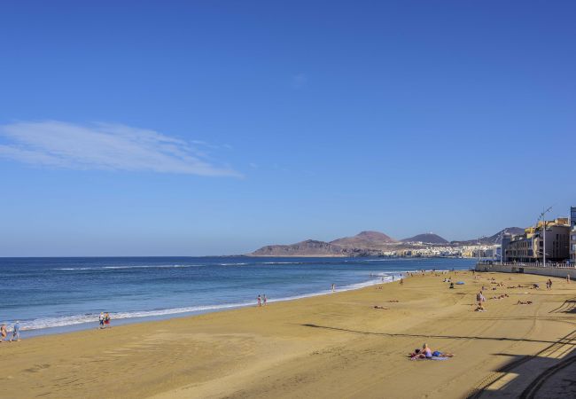 Casa em Las Palmas de Gran Canaria - Eli Home on the beach+Parking + Airco by CanariasGetaway