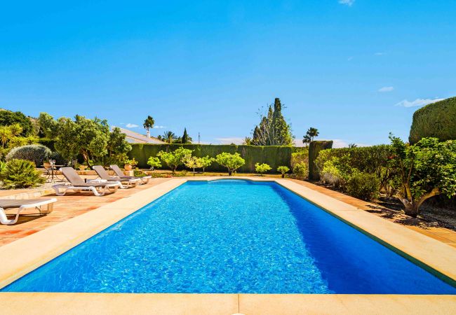 Villa em Javea / Xàbia -  Villa Llamedos Montgo Javea, Piscina privada