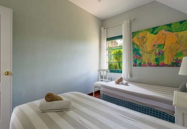 Casa em Santa Brígida - House with cozy garden BBQ 