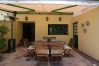 Casa em Santa Brígida - House with cozy garden BBQ and free parking 