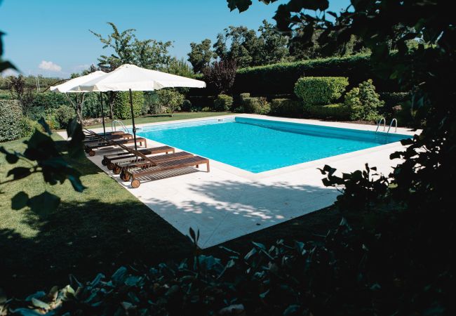 Villa em Armamar - Mansão com piscina aquecida e barbecue