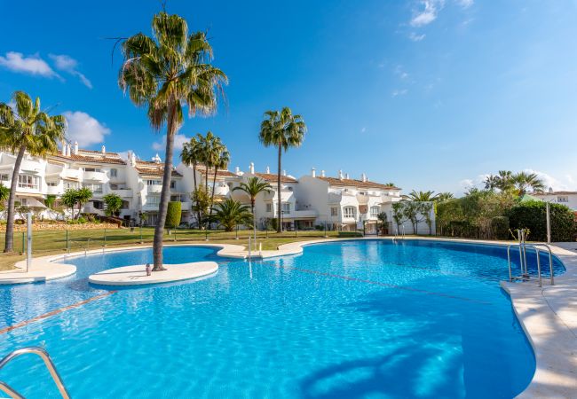 Apartamento em Mijas Costa - Jardines de Calahonda III | Beautiful sea and garden view