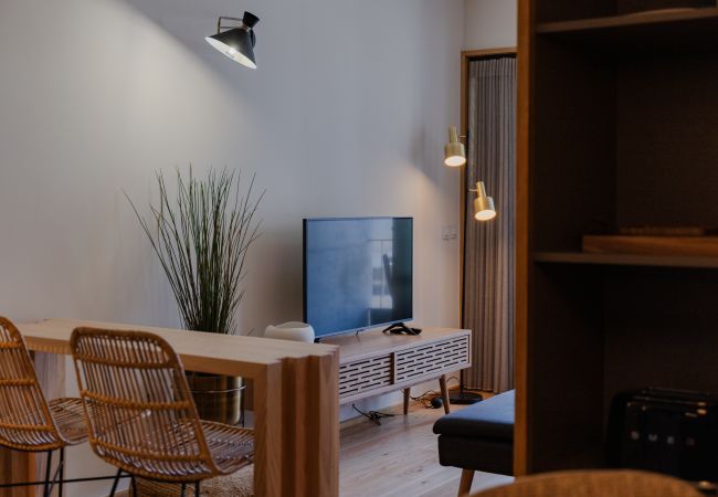 Apartamento em Porto - Premium Corporate Campanhã VI (Varanda, NOVO NA VRBO)