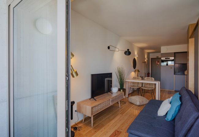 Apartamento em Porto - Premium Corporate Campanhã VII (Varanda, NOVO NA VRBO)