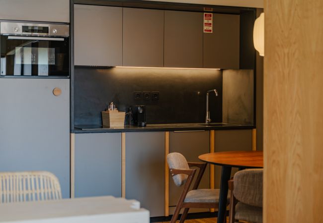 Apartamento em Porto - Premium Corporate Campanhã IX (Varanda, NOVO NA VRBO)