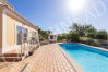 Villa em Carvoeiro -  Casa Sinead | limpeza profissional | casa de 3 quartos | piscina | jardim grande