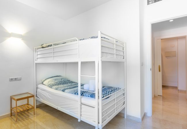 Apartamento em Marbella - Lovely 3 bed apt. in Jardines de Santa Maria Golf, Marbella