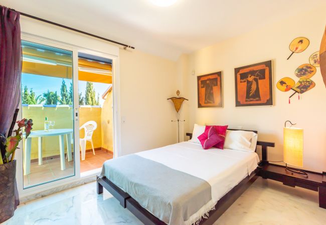 Apartamento em Marbella - Bahia de Marbella | 3 bedroom beach apartment with sea view
