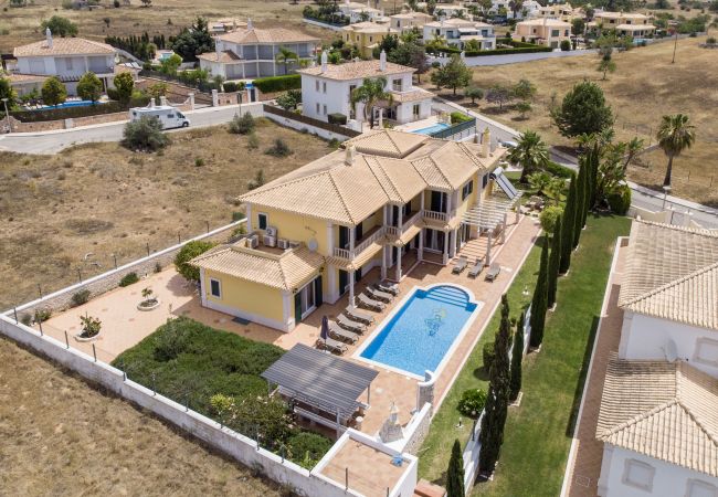 Villa em Albufeira - Villa Iris | 5 Quartos | Premium | Galé