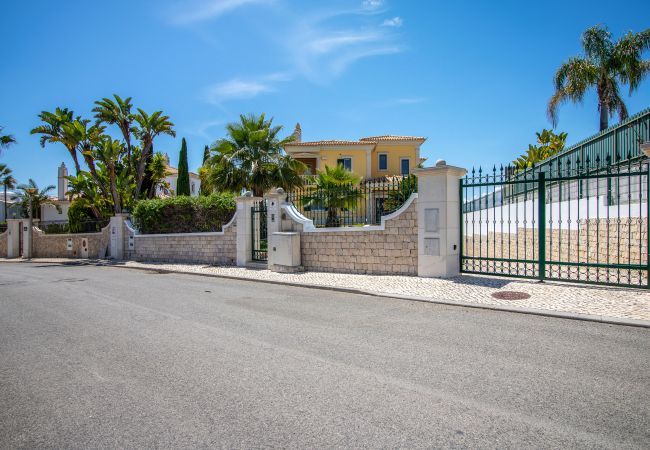 Villa em Albufeira - Villa Iris | 5 Quartos | Premium | Galé