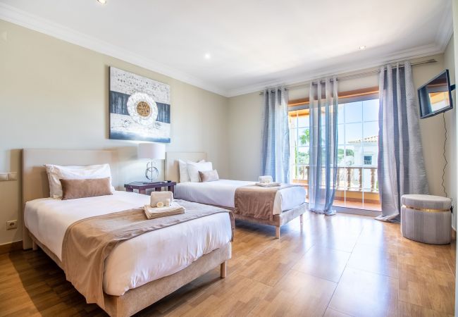 Villa em Albufeira - Villa Iris | 5 Quartos | Premium | Galé