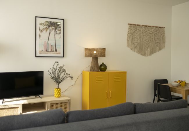 Apartamento em Seixal - Apartamento junto ao rio na baía do Seixal. 4pax. Bicicletas disponíveis. 