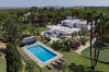 Villa em Vilamoura - Villa Natura | 6 Quartos | Villa Espetacular com Jardim Espaçoso | Vilamoura