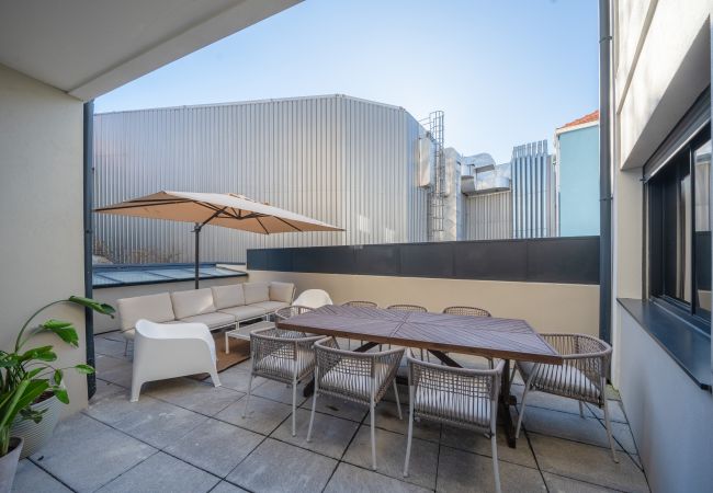 Apartamento em Porto - Feel Porto Firmeza Coworking & Flat 2.4