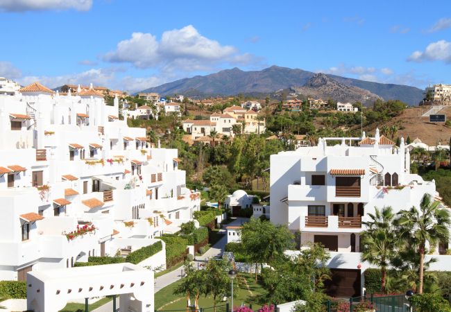 Апартаменты на Estepona - Golf Hills Marbella - Beautiful decorated incl. lounge terrace