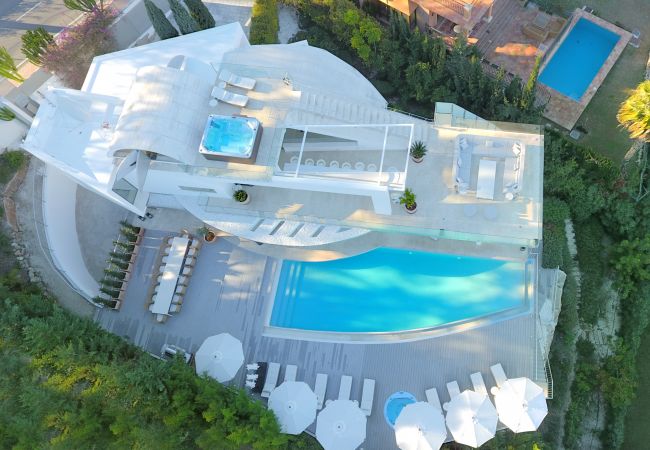 Вилла на Марбелья / Marbella - Casa Blanca Marbella - Exclusive Luxury Villa  