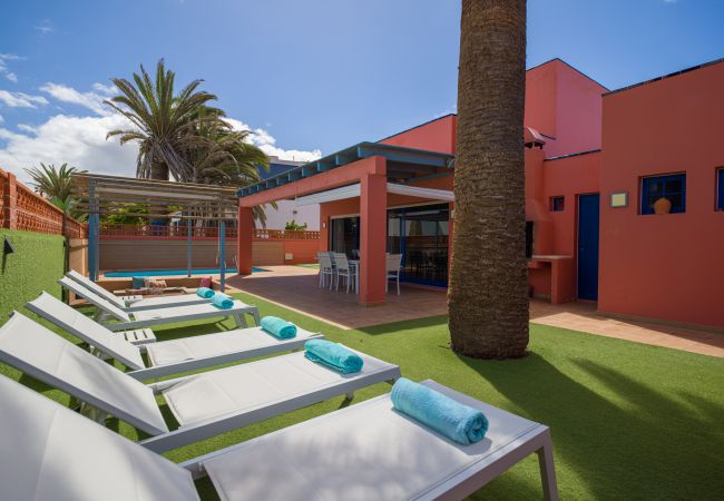 Вилла на Corralejo -  Long Beach with pool By CanariasGetaway 
