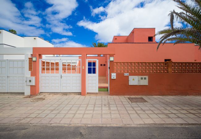 Вилла на Corralejo -  Long Beach with pool By CanariasGetaway 