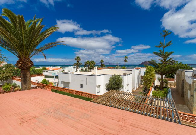 Вилла на Corralejo -  Long Beach with pool By CanariasGetaway 