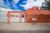 Вилла на Corralejo -  Long Beach with pool By CanariasGetaway 