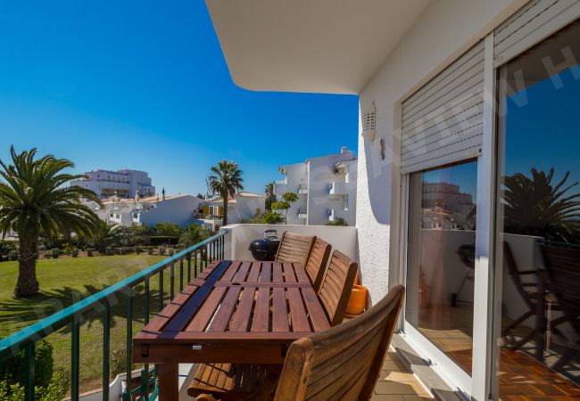 Апартаменты на Luz - Seaview Apartment H | professionally cleaned | 2-bedroom apartment | very close to centre of Praia da Luz | panoramic sea views