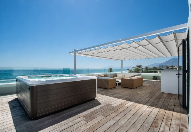 Вилла на Марбелья / Marbella - Costabella Marbella - Unique Luxury Beach Villa