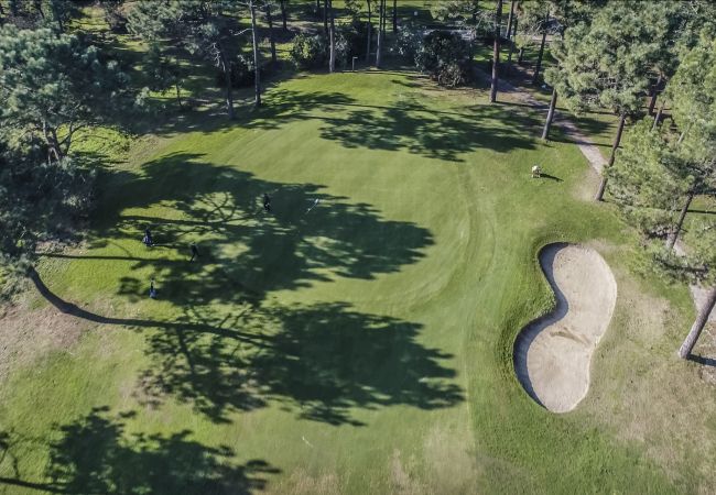 Вилла на Sesimbra - Villa privada no condomínio de Golfe da Quinta do Peru com piscina e capacidade para 10pax