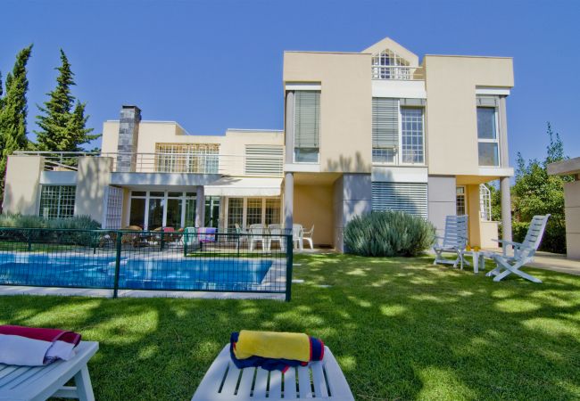 Вилла на Vilamoura - Villa Lake View | 6 Quartos | Vista Golfe | Vilamoura