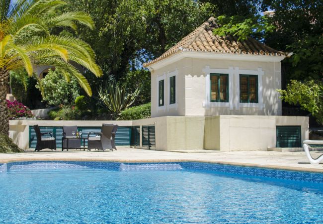 Вилла на Almancil - Villa Caravela | 4 Quartos | Bonito Jardim | Almancil