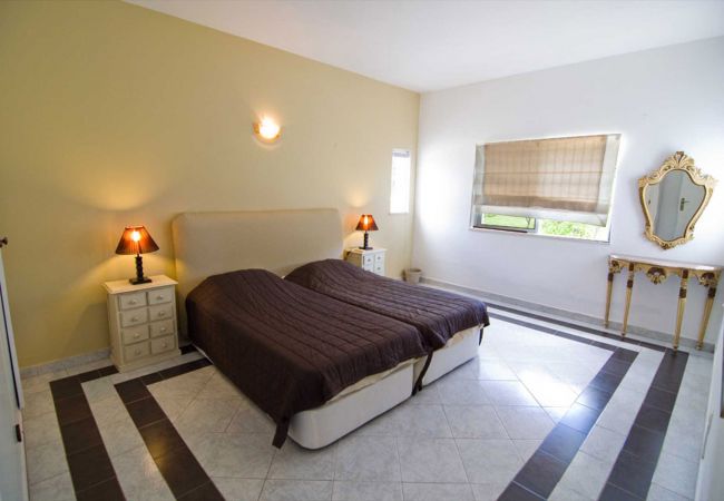 Вилла на Albufeira - Villa Jorida | 4 Quartos | Sossegada | Albufeira