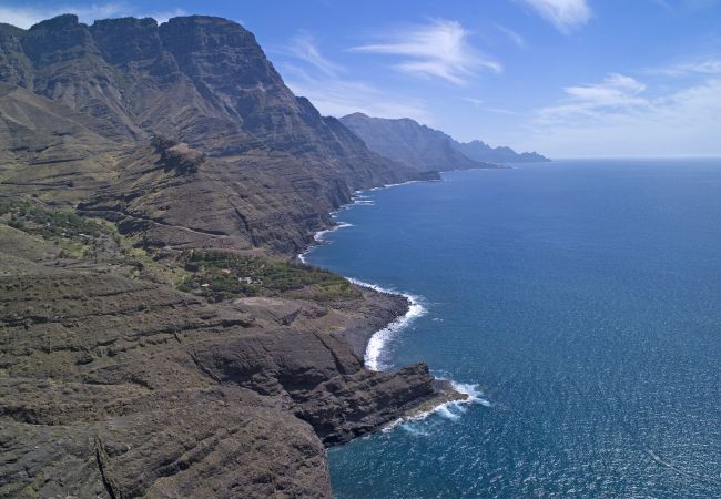 Дом на Лас Пальмас де Гран Канариа / Las Palmas de Gran Canaria - Castle and Park view  By CanariasGetaway 