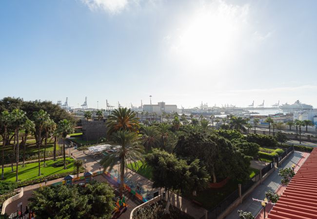 Дом на Лас Пальмас де Гран Канариа / Las Palmas de Gran Canaria - Castle and Park view  By CanariasGetaway 