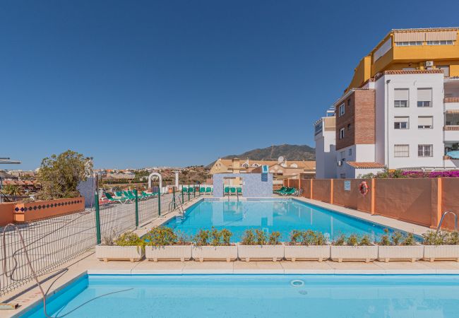 Апартаменты на Benalmádena - Pueblo Evita III, Benalmadena - 3 BED / 2 BATH, terrace, sea view