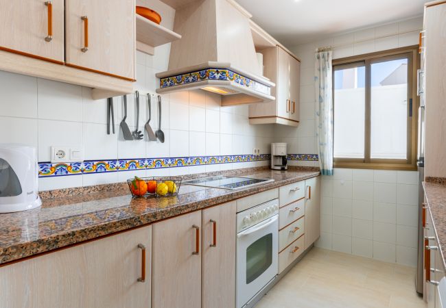 Апартаменты на Benalmádena - Pueblo Evita III, Benalmadena - 3 BED / 2 BATH, terrace, sea view