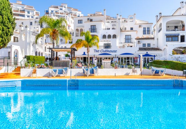 Апартаменты на Benalmádena - Pueblo Evita III, Benalmadena - 3 BED / 2 BATH, terrace, sea view