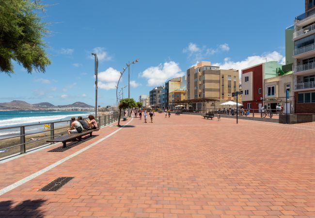 Дом на Лас Пальмас де Гран Канариа / Las Palmas de Gran Canaria - Surf Beach Canteras & Parking By CanariasGetaway 