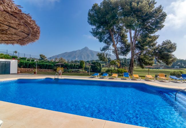 Апартаменты на Марбелья / Marbella - Azahara Marbella - Modern decorated apartment with lovely terrace view