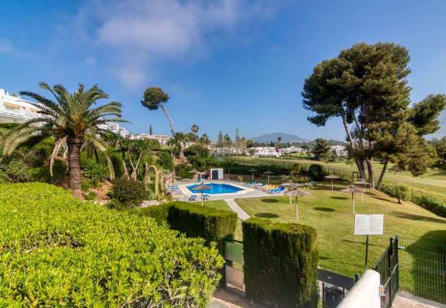 Апартаменты на Марбелья / Marbella - Azahara Marbella - Modern decorated apartment with lovely terrace view