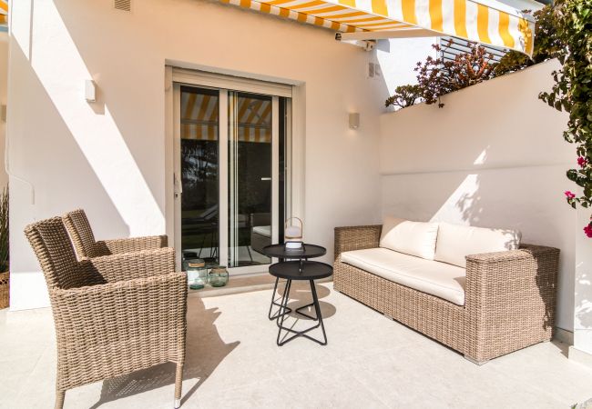 Апартаменты на Марбелья / Marbella - Azahara Marbella - Modern decorated apartment with lovely terrace view