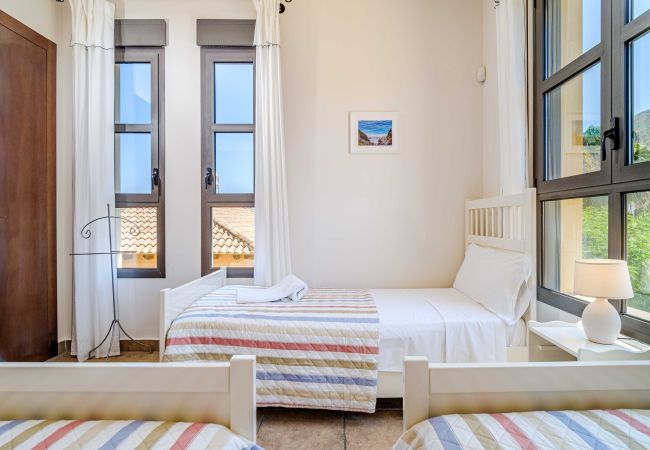 Вилла на Хавеа / Javea - Villa Abaesko, con Jardín y Piscina Privada