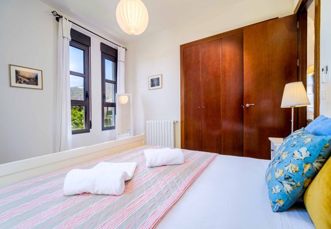 Вилла на Хавеа / Javea - Villa Abaesko, con Jardín y Piscina Privada