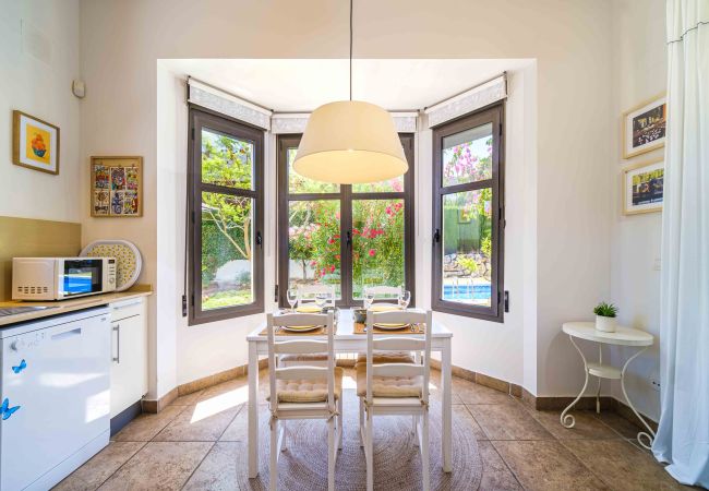 Вилла на Хавеа / Javea - Villa Abaesko, con Jardín y Piscina Privada