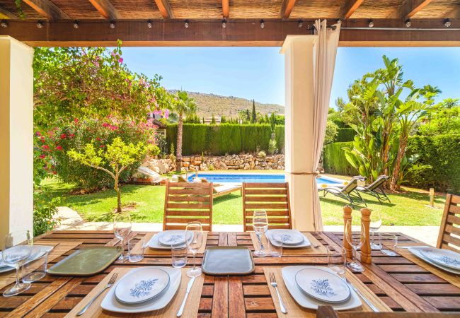 Вилла на Хавеа / Javea - Villa Abaesko, con Jardín y Piscina Privada