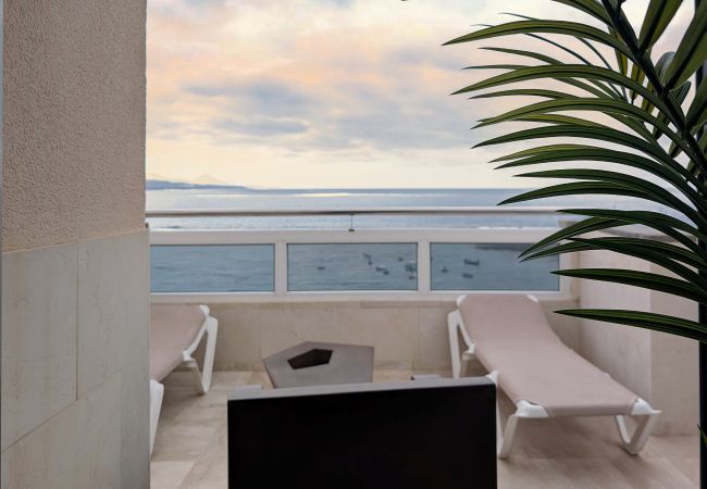 Дом на Лас Пальмас де Гран Канариа / Las Palmas de Gran Canaria - Awesome beachfront terrace By CanariasGetaway  