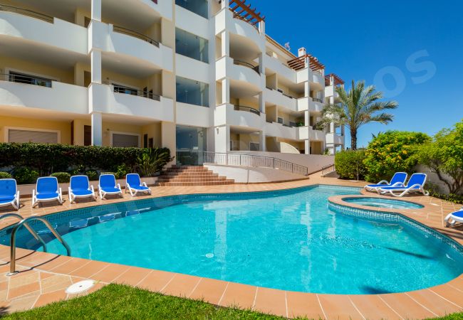 Апартаменты на Lagos - Apartment Mos | professionally cleaned | 2-bedroom second-floor apartment | communal pool