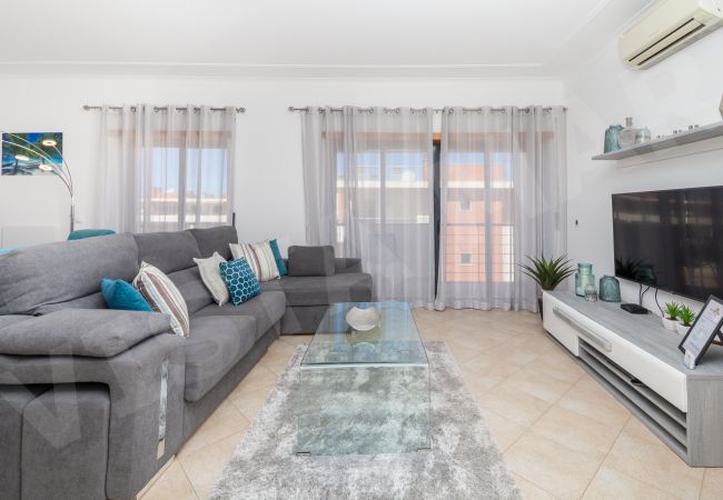 Апартаменты на Lagos - Apartment Vista Mar | professionally cleaned | 3-bedroom apartment | extremely large roof terrace with barbecue | close to Lagos town centre