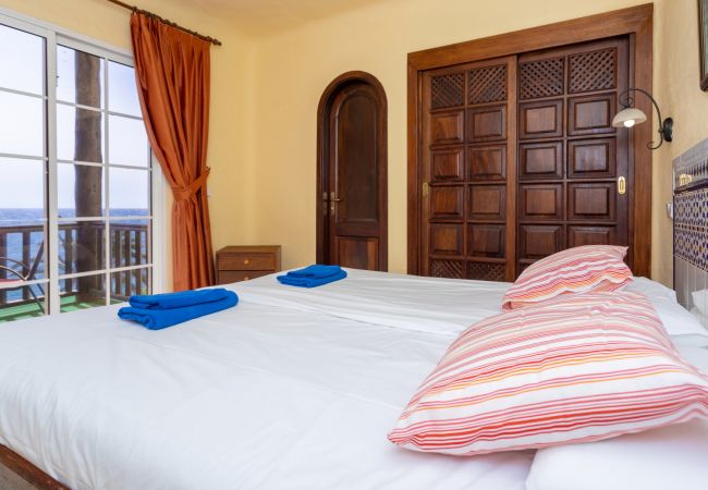 Дом на San Bartolomé de Tirajana - Altamar 44 balcony&pool By CanariasGetaway 