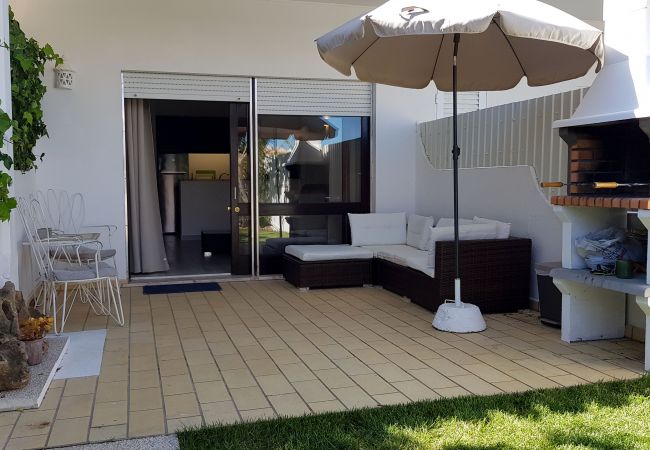 Квартира-студия на Albufeira - Magnific Studio with a cozy garden, 5 minutes to the beach